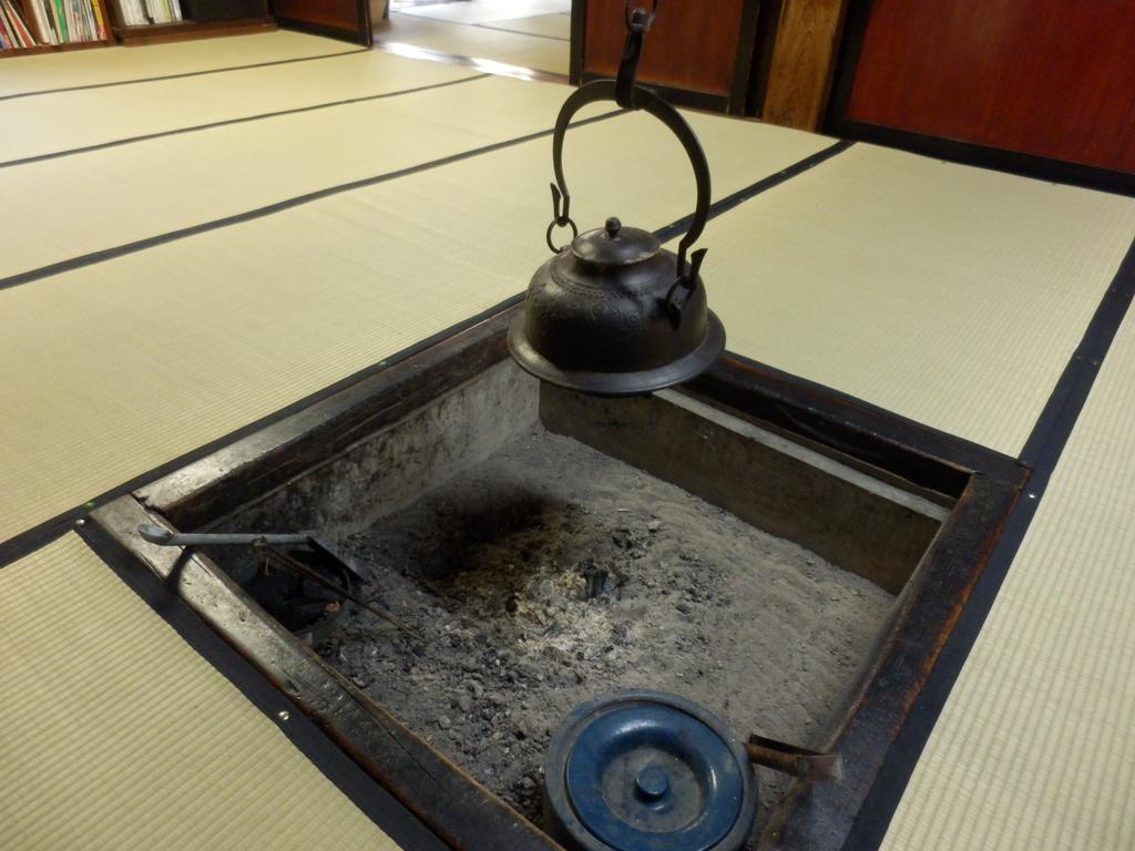 Minshuku Yomoshirou Hotel Nanto Bagian luar foto