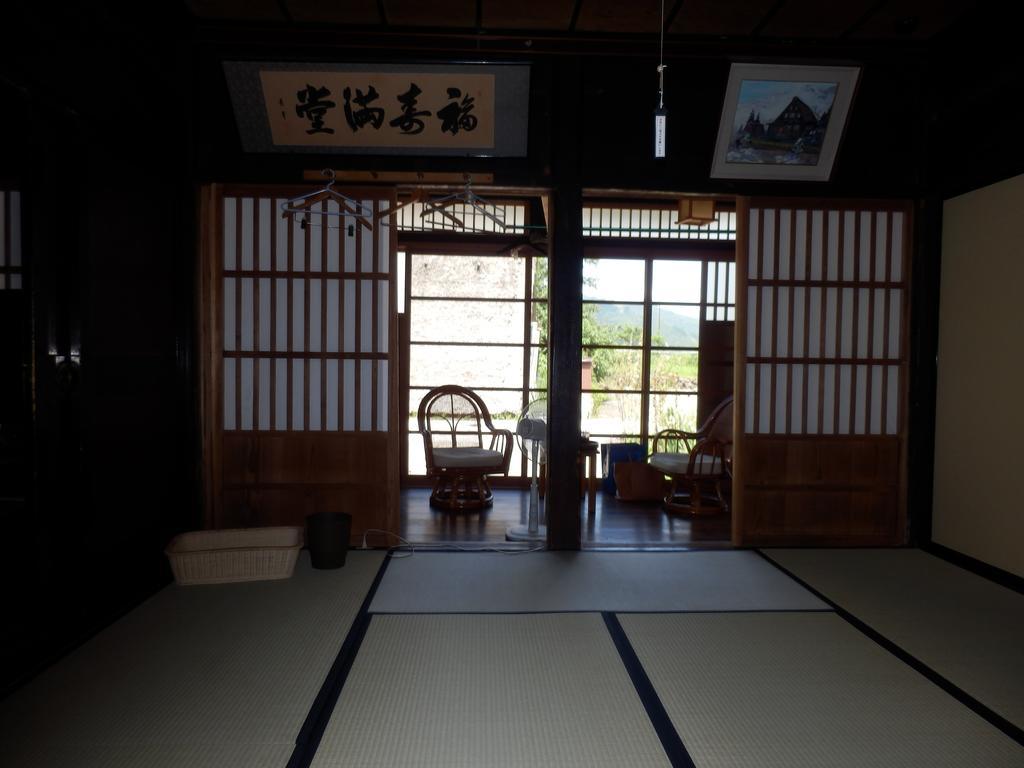 Minshuku Yomoshirou Hotel Nanto Ruang foto